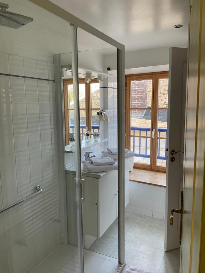לה קרוטואה Hotel Mado מראה חיצוני תמונה